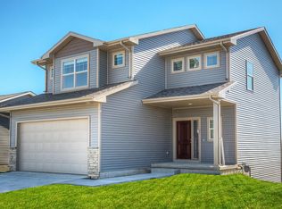 333 SE 17th Ct, Grimes, IA 50111
