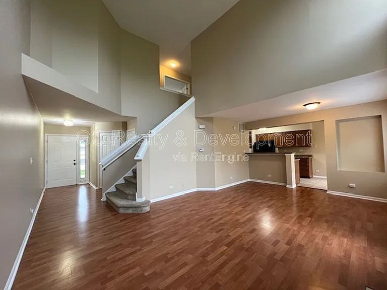 339 S Lancelot Ln — Photo 3