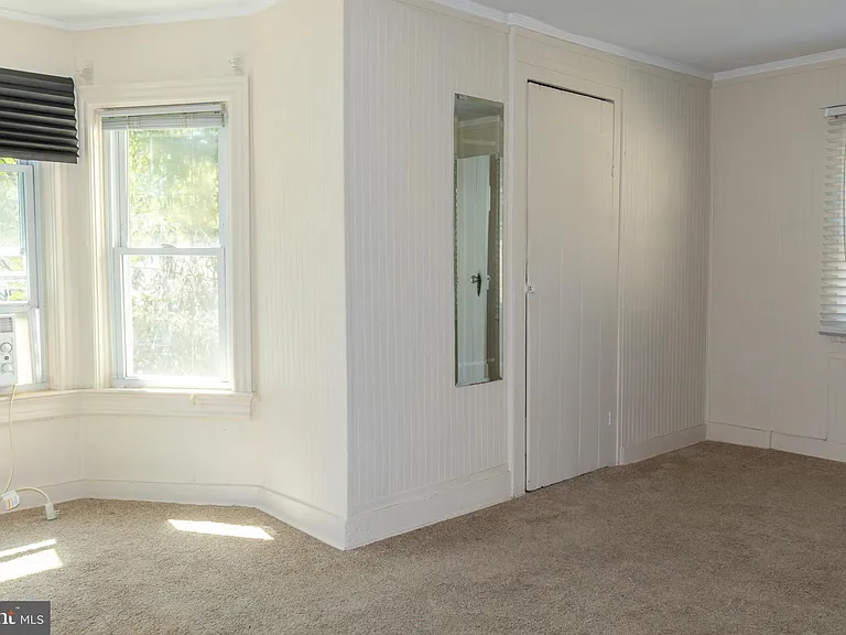 124 Washington Rd #2 — Photo 32