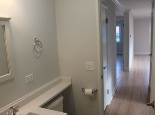 419 Ridge Ave #17408387, Evanston, IL 60202