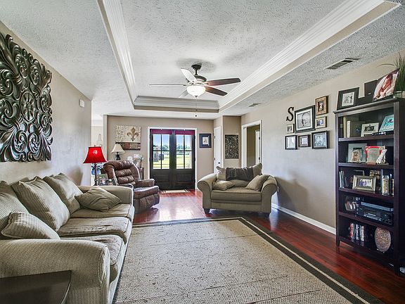 4th image of 3228 Judy Dr