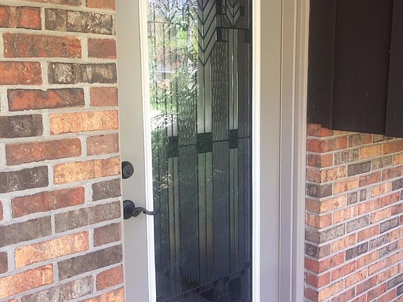4th image of 2320 Marjorie Ln