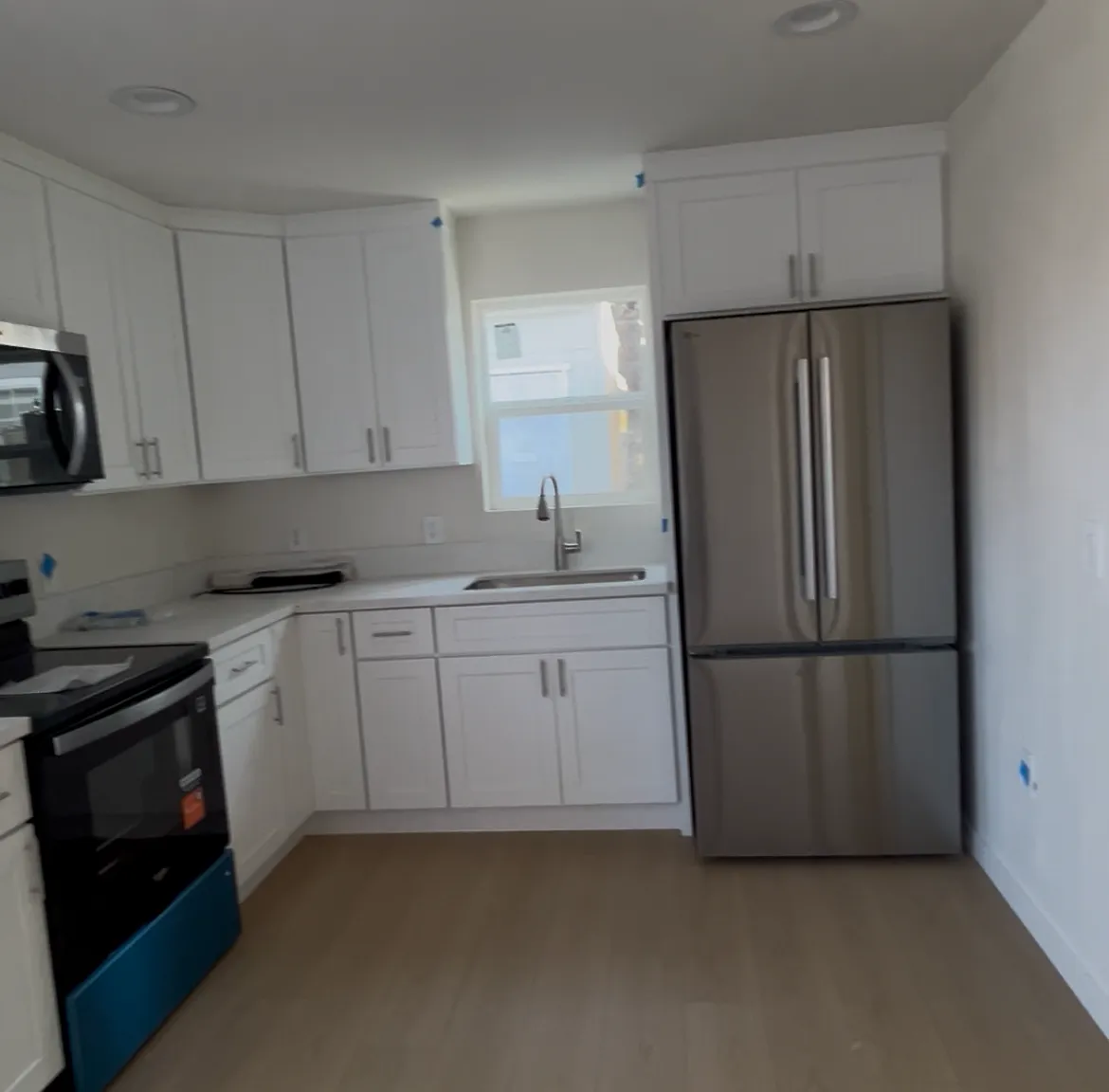 1 bed, 400 sqft, $2,000 — Photo 1