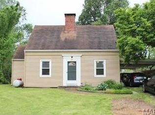 916 E 10th St, Rolla, MO 65401