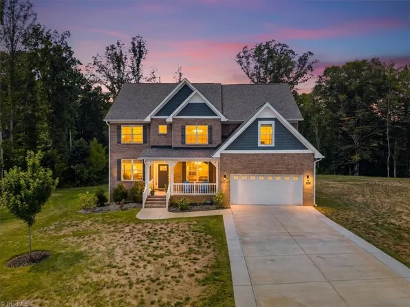 4601 Thatcher Woods Dr, Oak Ridge, NC 27310