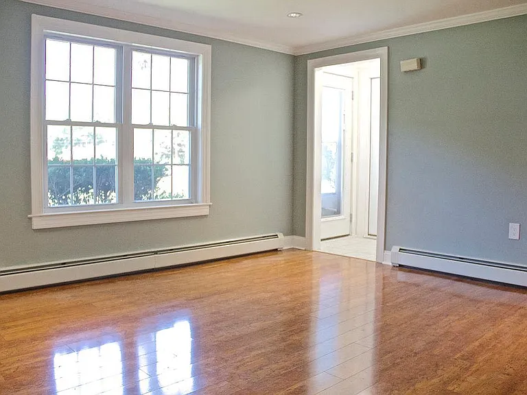 52 Maplewood Dr — Photo 16