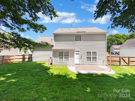 5th image of 182 Jacobs Woods Cir
