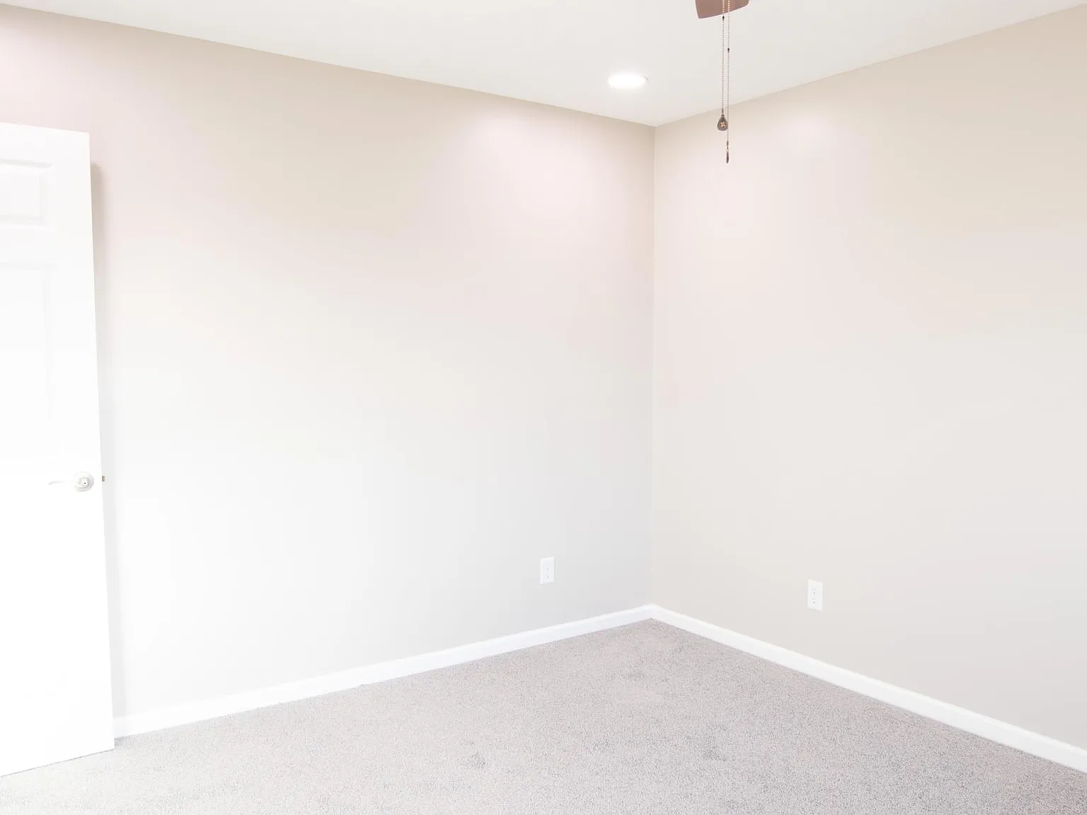 2 bed, 1105 sqft, $1,270 — Photo 4