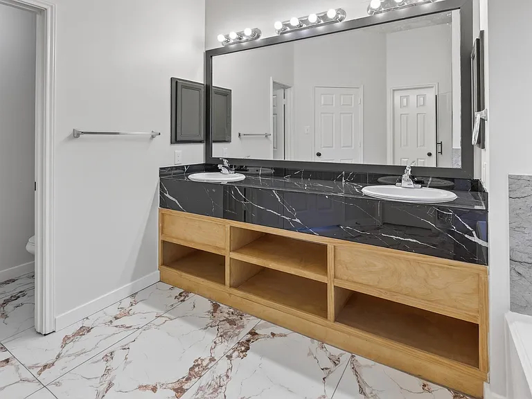 4418 W Thunderwood Cir — Photo 15