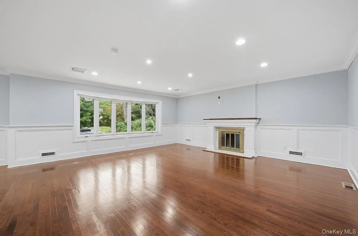 5 bed, 3.5 bath, 3236 sqft, $11,000 — Photo 4