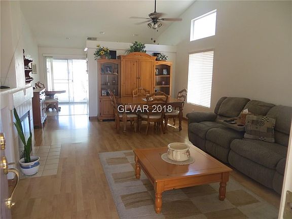 2nd image of 9460 Lake Creek St