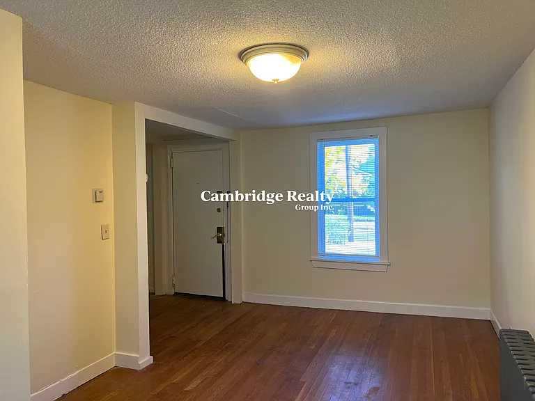 4 Park St #1 — Photo 7