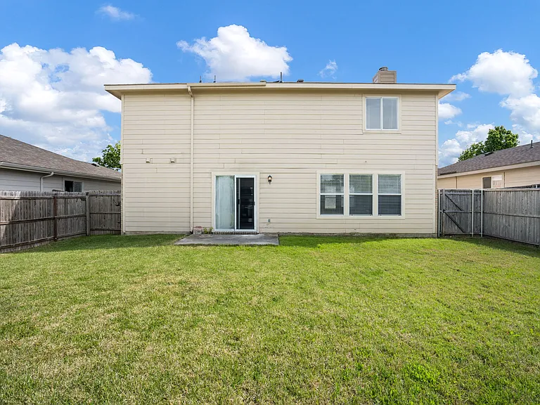 1626 White Oak Rd — Photo 12