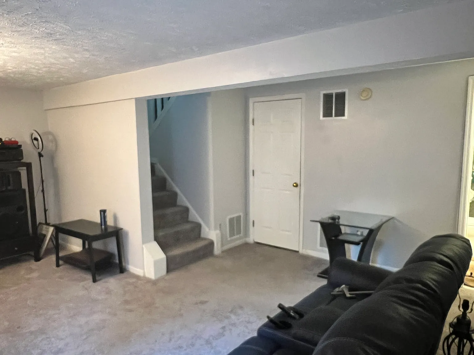 3 bed, 2.5 bath, 1680 sqft, $1,300 — Photo 3