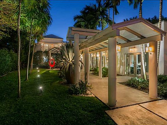 5th image of 28 W San Marino Dr