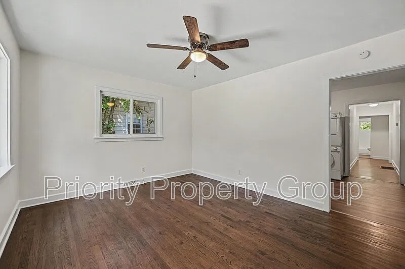 2 bed, 1.0 bath, 740 sqft, $1,395 — Photo 4