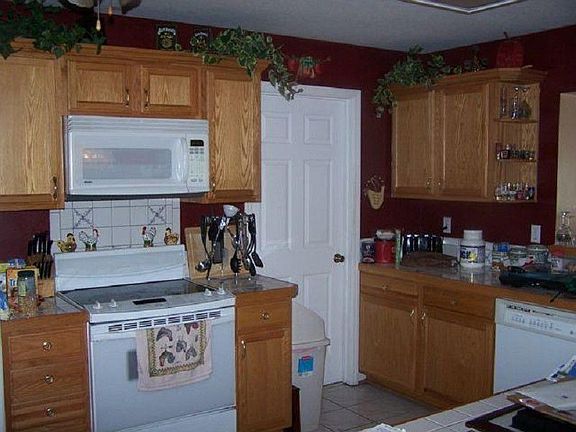 3rd image of 5265 Lake Lizzie Dr