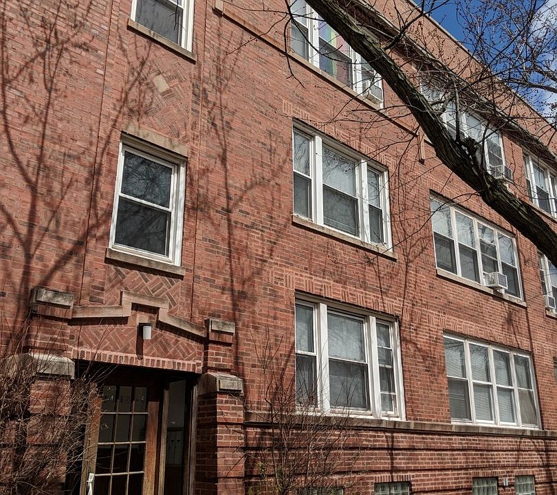 1st image of 1406 W Farragut Ave #3