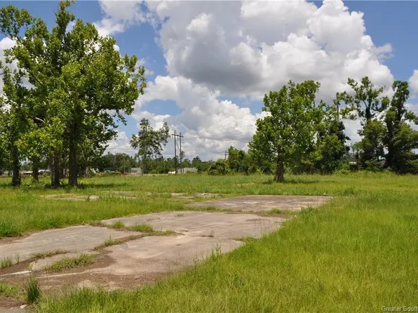 1901 N Martin Luther King Hwy, Lake Charles, LA 70601