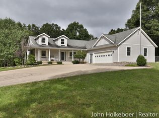 10914 Griffith Dr, Middleville, MI 49333