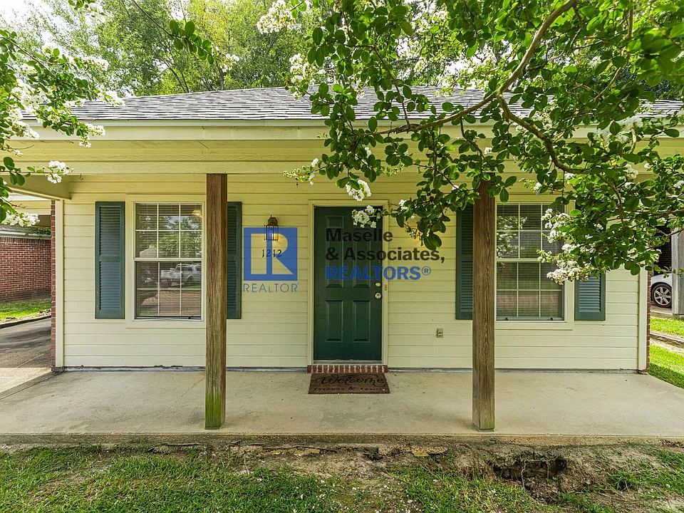 1212 Barnett Bend Cir