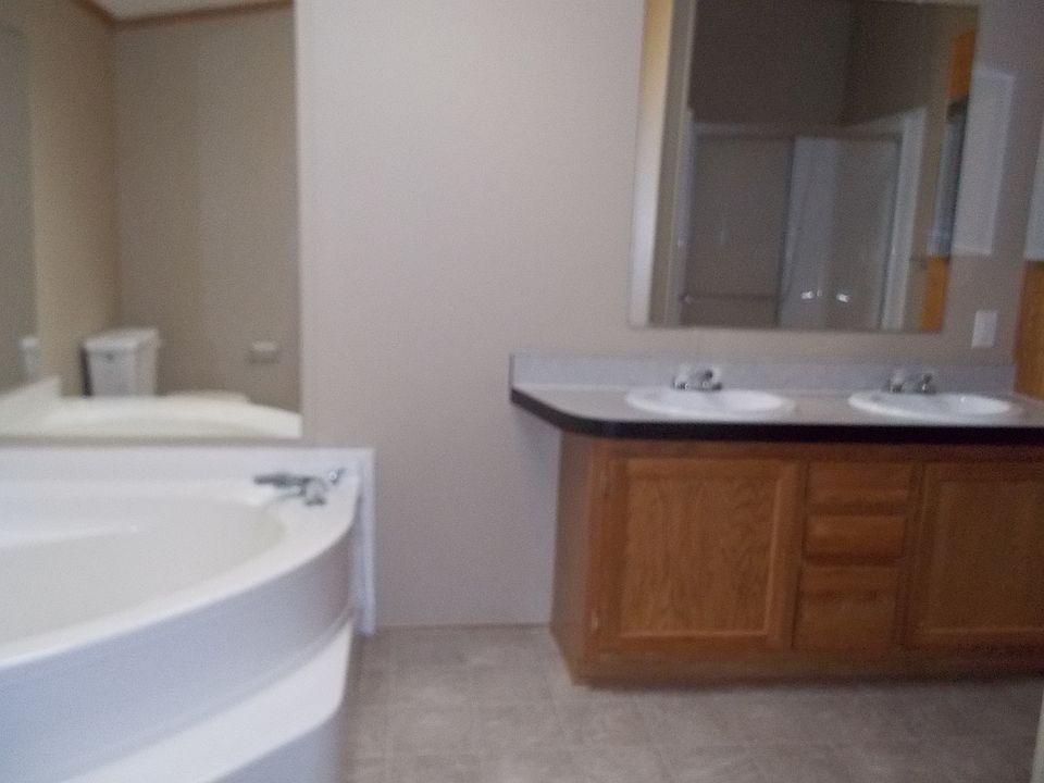 1st image of 33303 Magnolia Dr