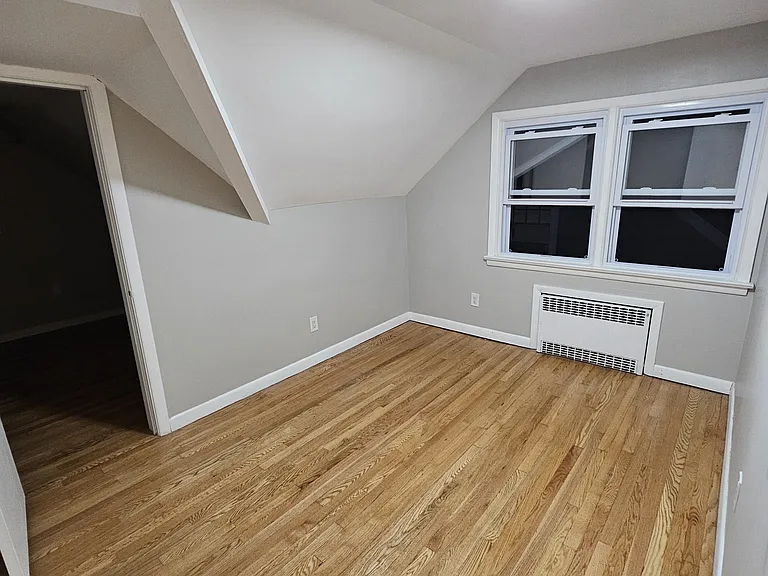 150 Illinois Ave #2 — Photo 14
