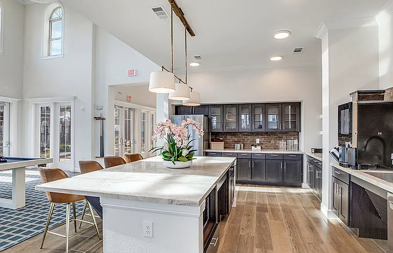 The Kacey at Kingwood Apartments — Photo 12