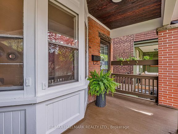 3rd image of 49 Ravina Cres