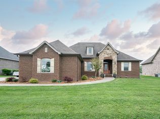 2110 Foster Cir, Cookeville, TN 38506