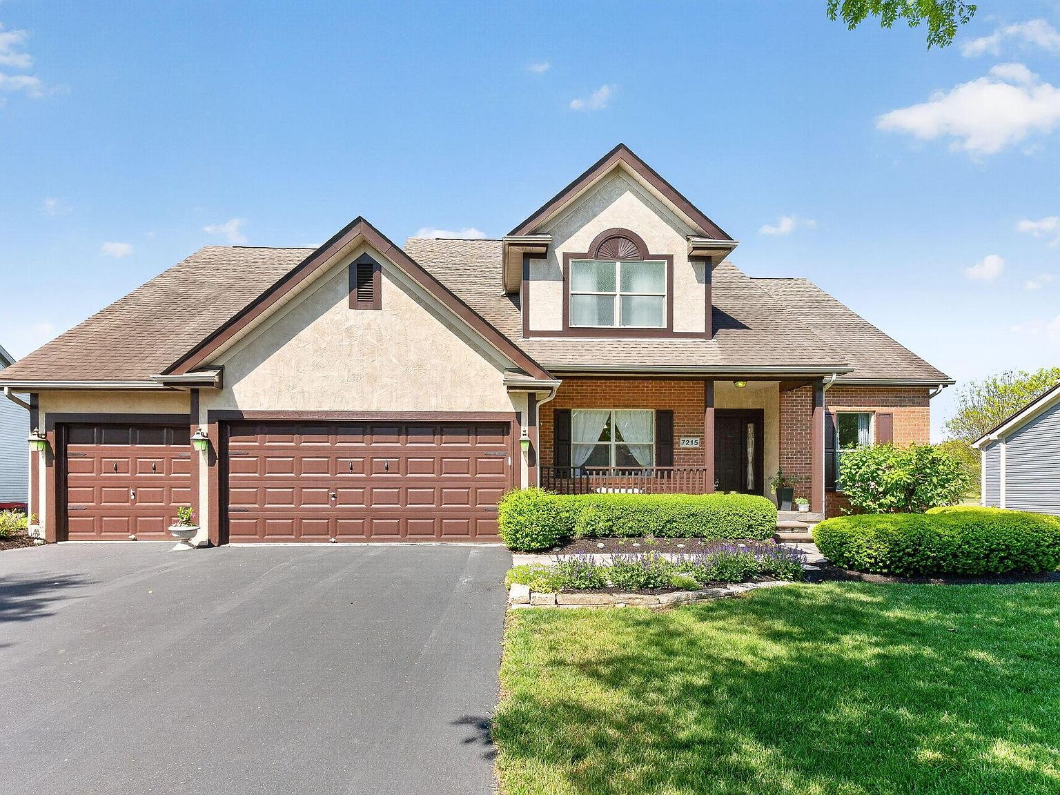 7215 Bromfield Dr