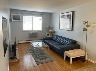 100 William St, Harrison, NJ 07029