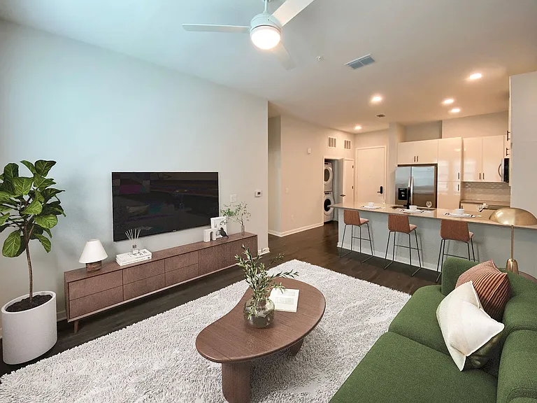 Cirrus Apartments — Photo 38