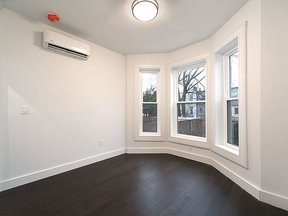 3rd image of 359 E 25th St #1