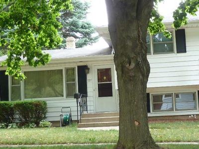 727 Elden Dr, Cary, IL, 60013