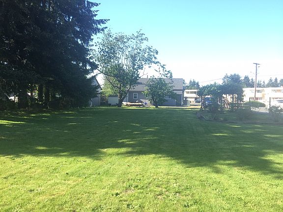 4th image of 1235 Auburn Way S