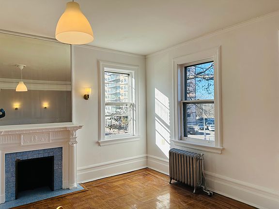 3rd image of 100 S Munn Ave Floor 2