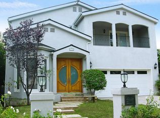 1135 Galloway St, Pacific Palisades, CA 90272