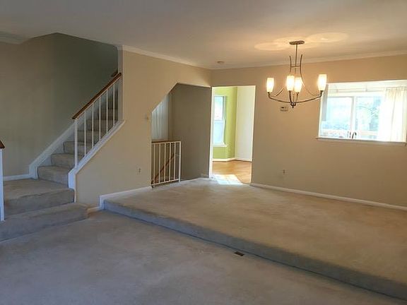 3rd image of 20014 Lake Park Dr #121