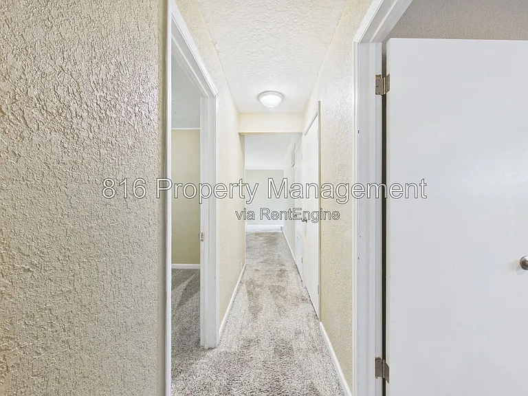 7702 E 112th Ter — Photo 10