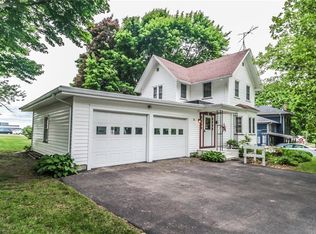 16 Allen St, Brockport, NY 14420
