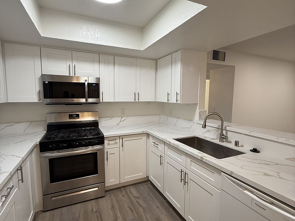 1st image of 1323 E Broadway