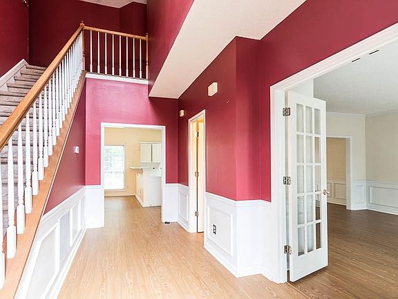 2nd image of 4284 Bucknell Dr