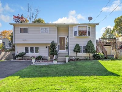 5 Three Seasons Ct, Norwalk, CT, 06851
