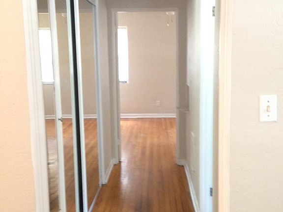 4th image of 1922 Harrison Ave APT 1