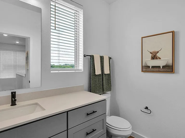 Second Bathroom for Bedrooms Upstairs