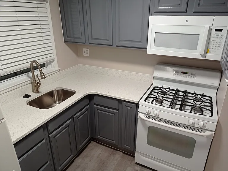 1911 Goodnaw St #1 — Photo 11