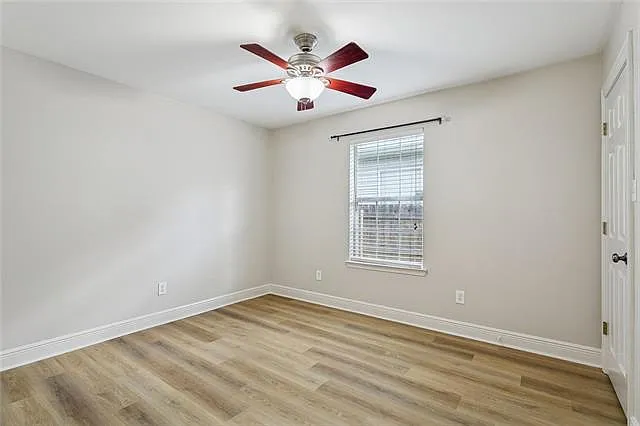 506 Northshore Ln — Photo 7