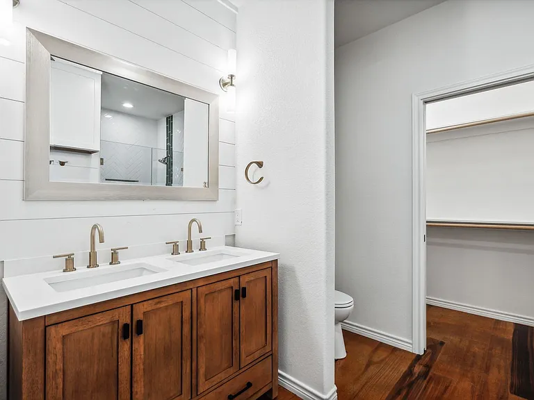 5726 Barkridge Dr — Photo 13