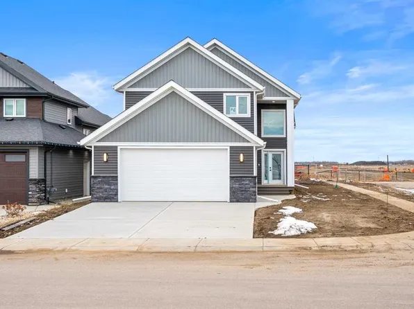 1812 E 63rd Ave, Lloydminster, AB T9V 3R9